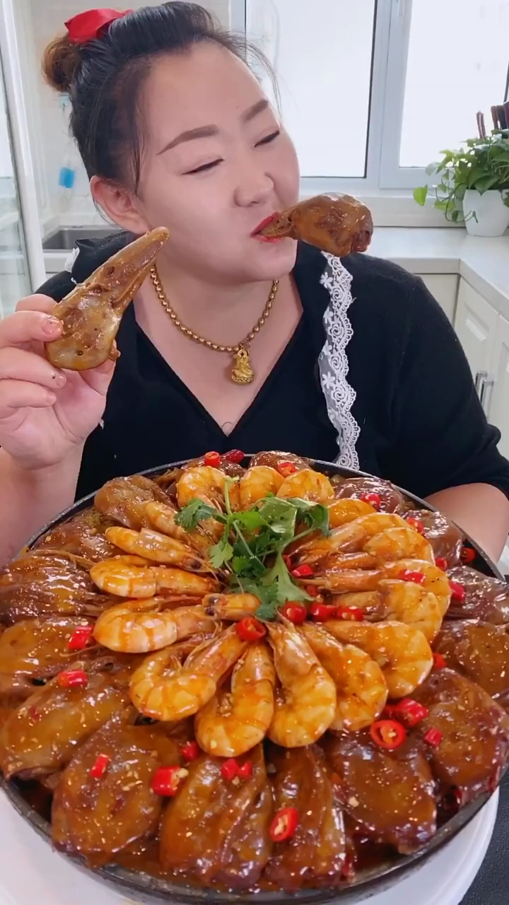 三天不吃肉,浑身难受,爱吃鸭头的举手轻松烹饪变大厨教程已出,感谢支持