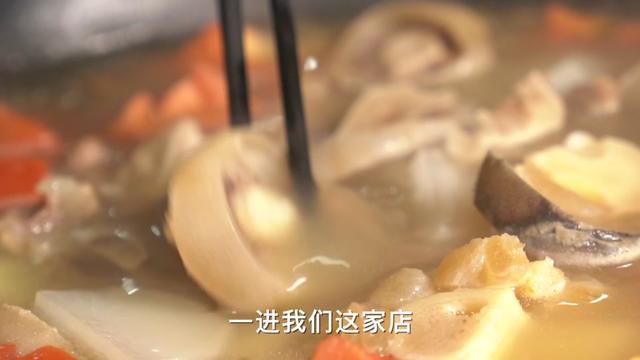 清汤牛尾煲吃的就是纯正的牛香味饱满骨胶原真的太适合这个秋冬季节啦 我和我的家乡美食 
