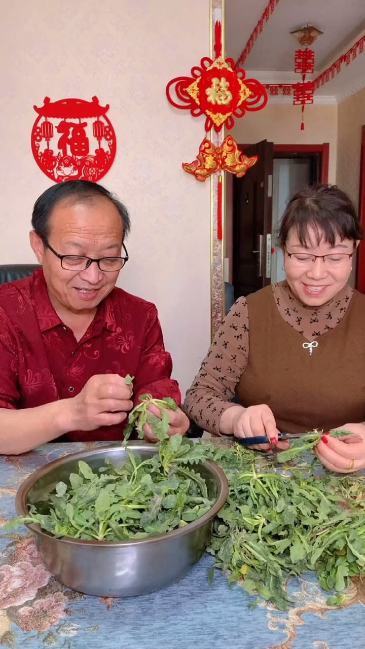 #元宵节#农家小吃:芥菜菜馍,每年到了春天都要吃的地方美食,春天特有的味道