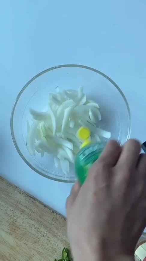 韩国呆萌小哥哥,越南版牛肉汤年,别有一番滋味!