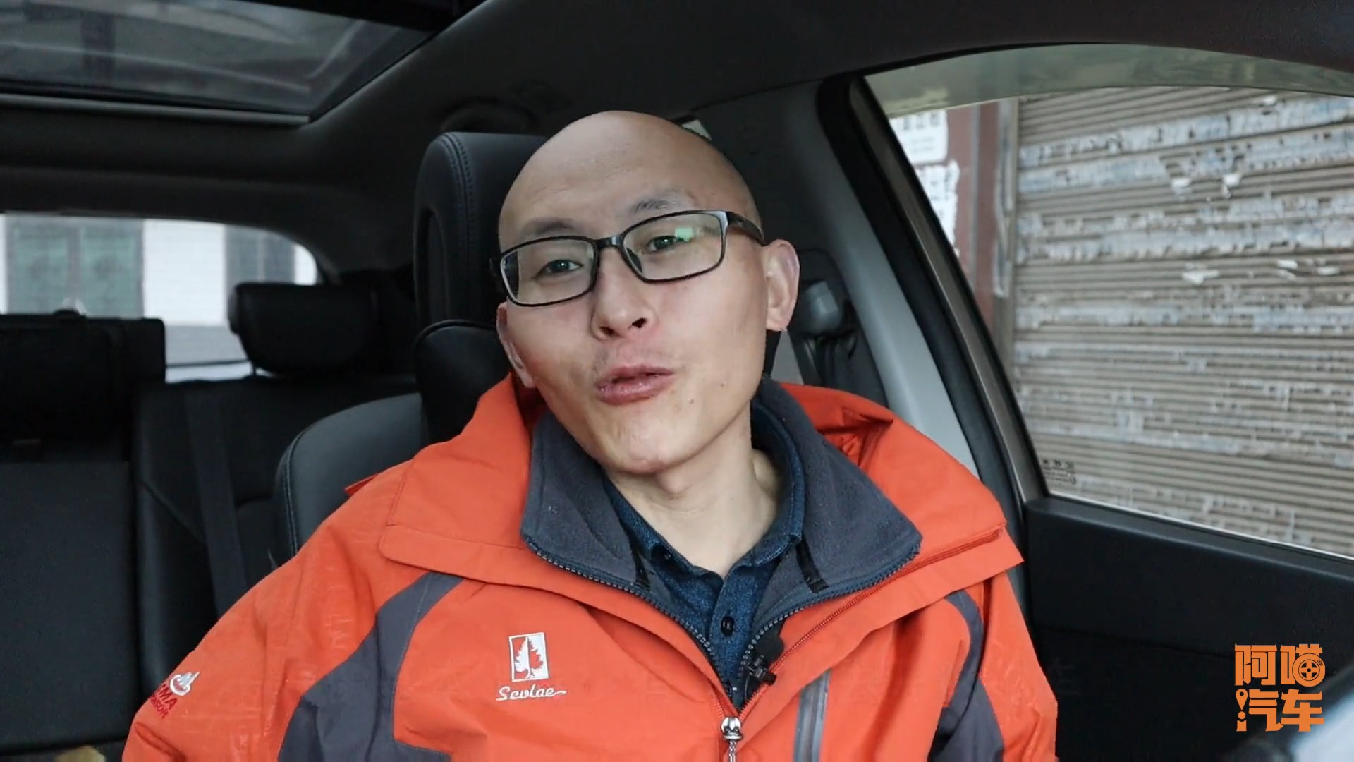 #娱乐#日本人买面包车当家用车,我们都用来拉货,看来日本比我们差远了
