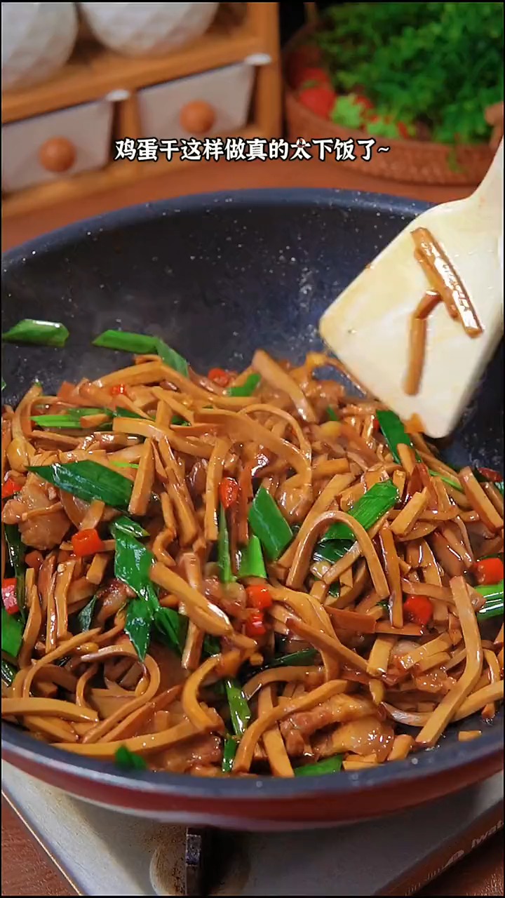 好吃的炒鸡蛋干