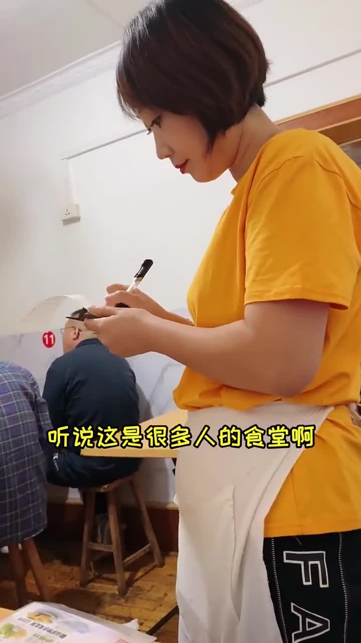 大家都推荐的秋刀鱼,味道属实不错。