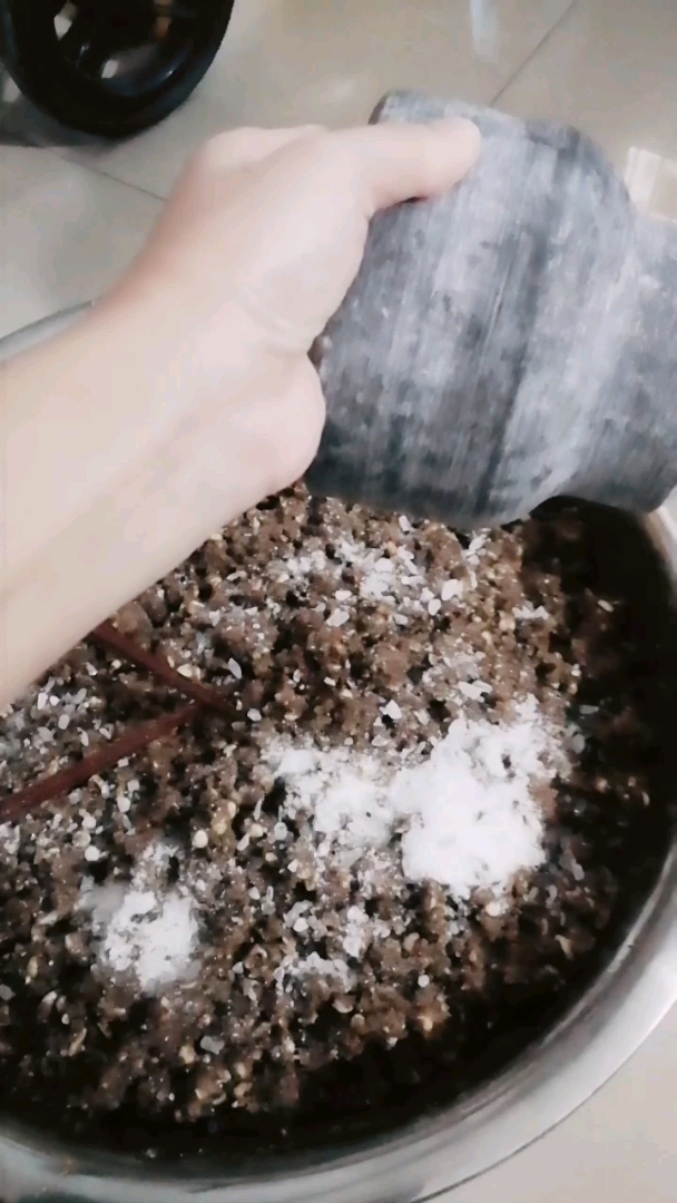 过年做汤圆芯子。