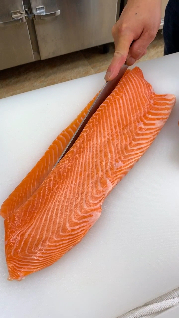#美食#三文鱼腩