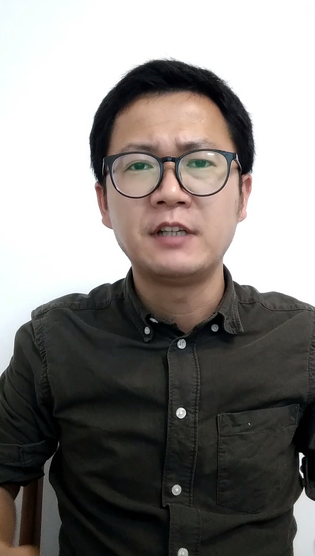 怎样才能避免一不小心吃到撑?你最好先将一日三餐的间隔时间固定在4-5小时左右。如