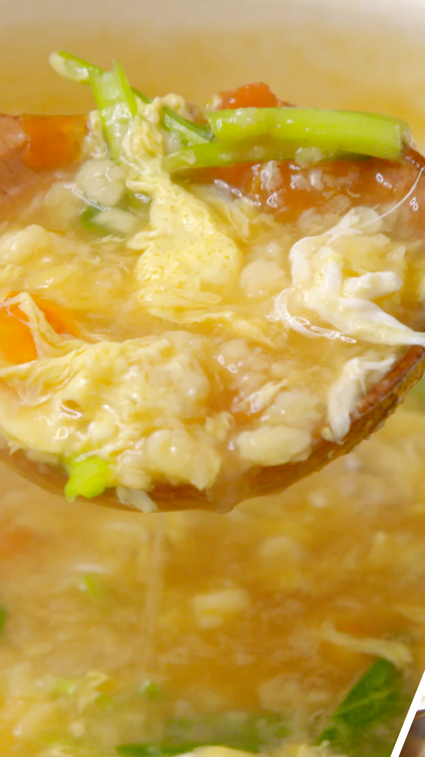 10分钟就能做出一家人的早餐。简单省时又营养,汤体浓稠,面疙瘩又小又均匀的秘方