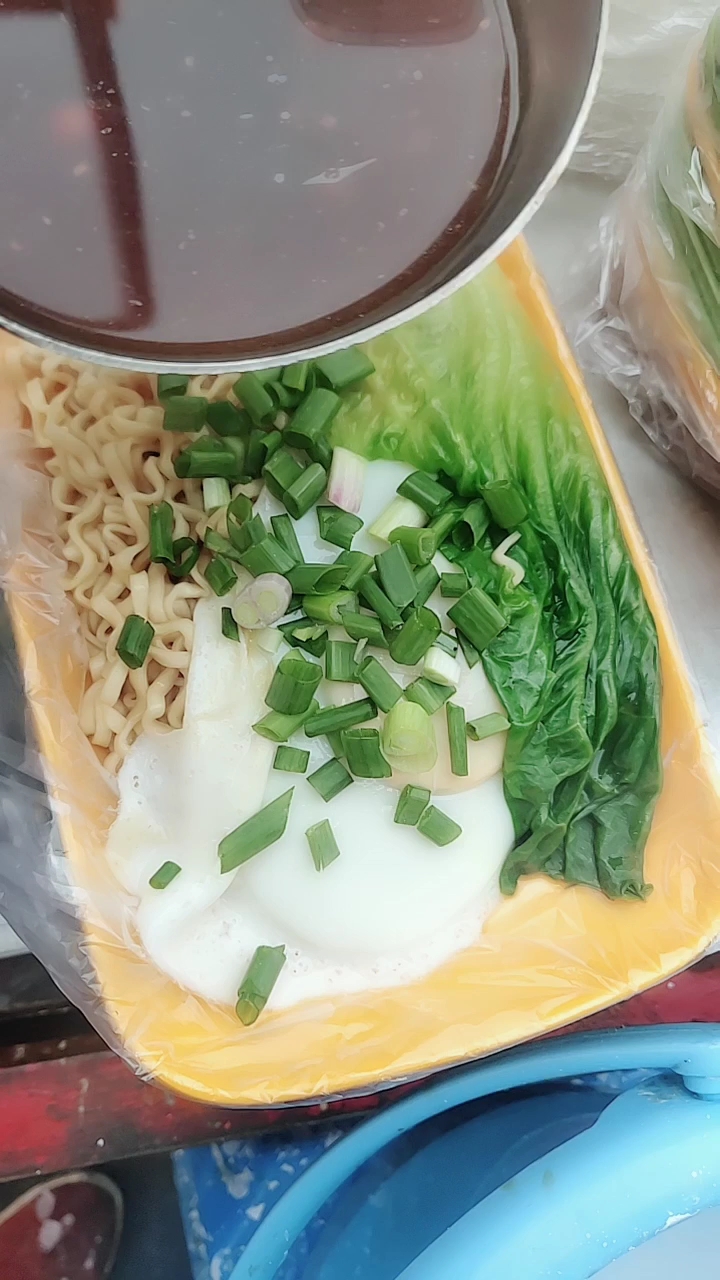 好吃蒸面,必备好吃汤汁与辅料