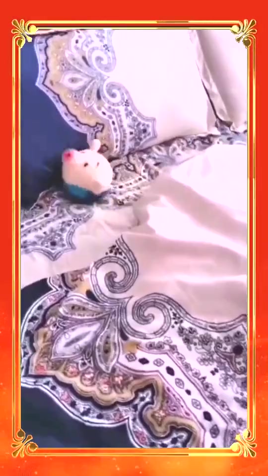 #搞笑段子#今年什么也没挣到,就挣到了一个小棉袄和20斤肉你们呢