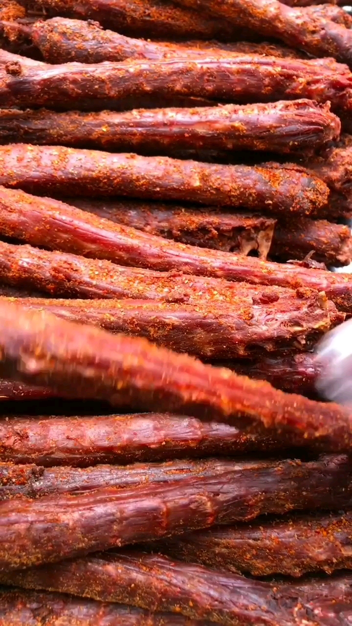 #表情大比拼#麻辣鸭脖子