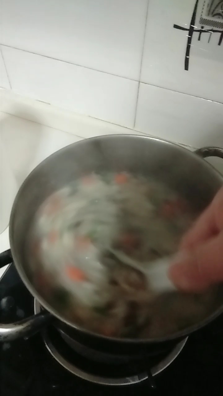 营养美味的香菇鸡丝粥,我用心熬制