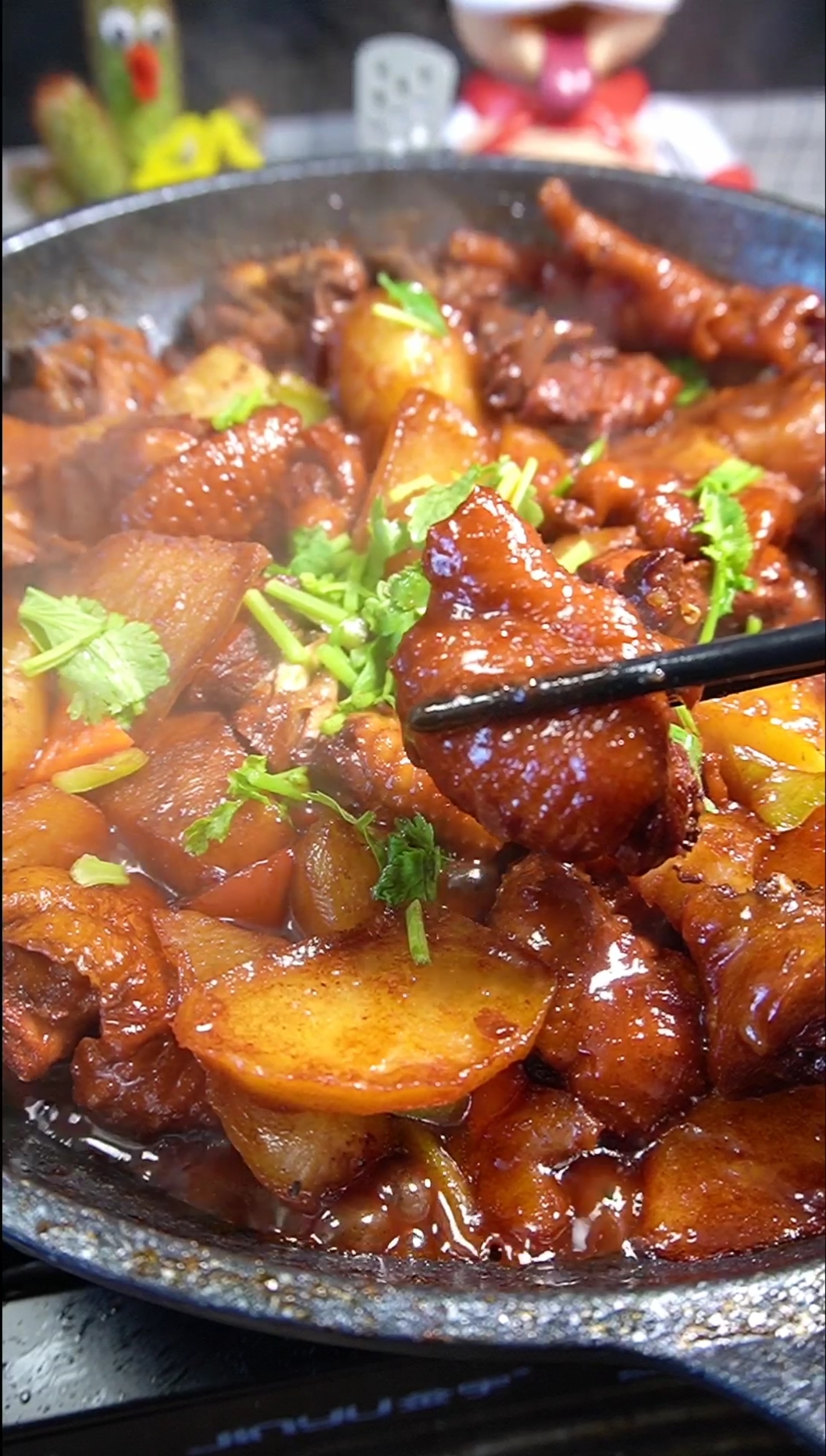 #家乡特色美食#红烧鸡块炖土豆