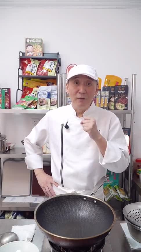雪菜肉丝炒毛豆,又可以过早饭又可以当浇头,完美!