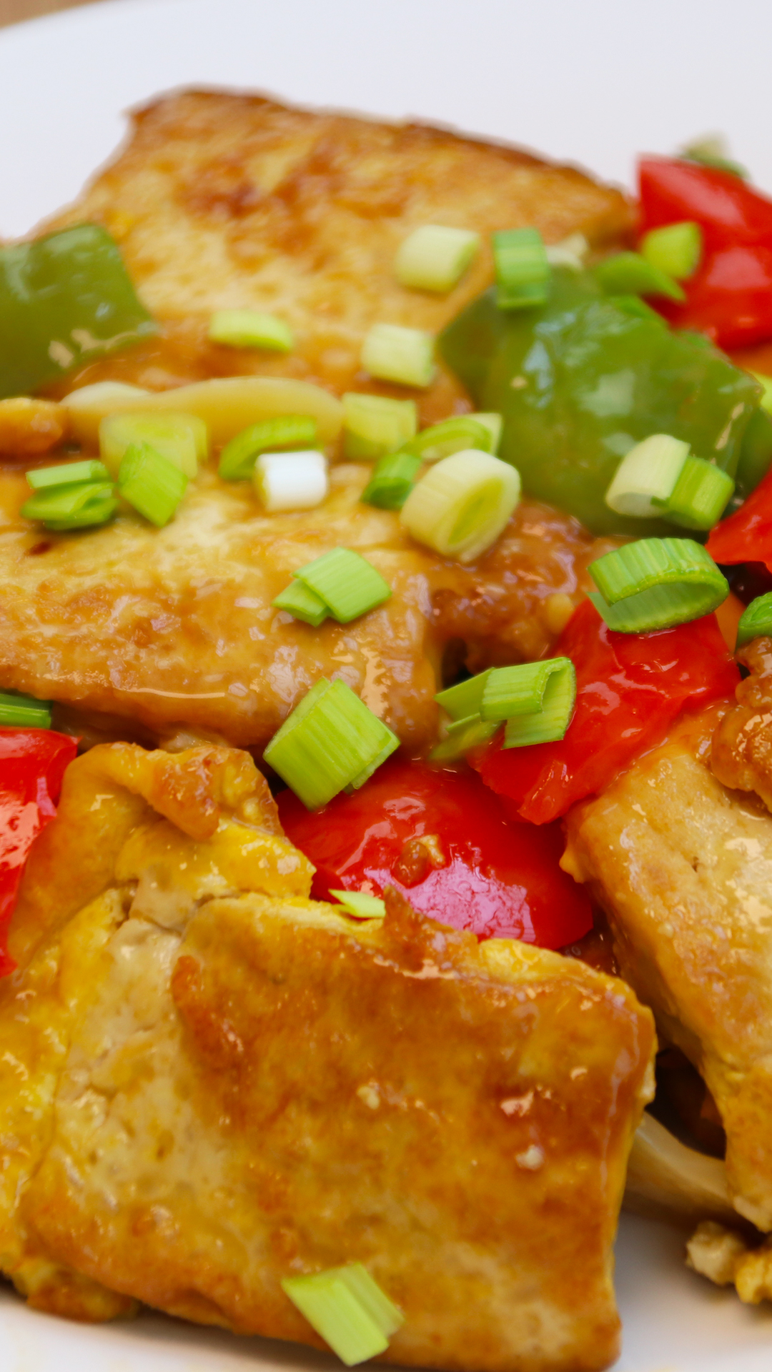 #红烧豆腐#豆腐我家经常这样吃,加2个鸡蛋,简单一做,出锅比红烧肉还解馋