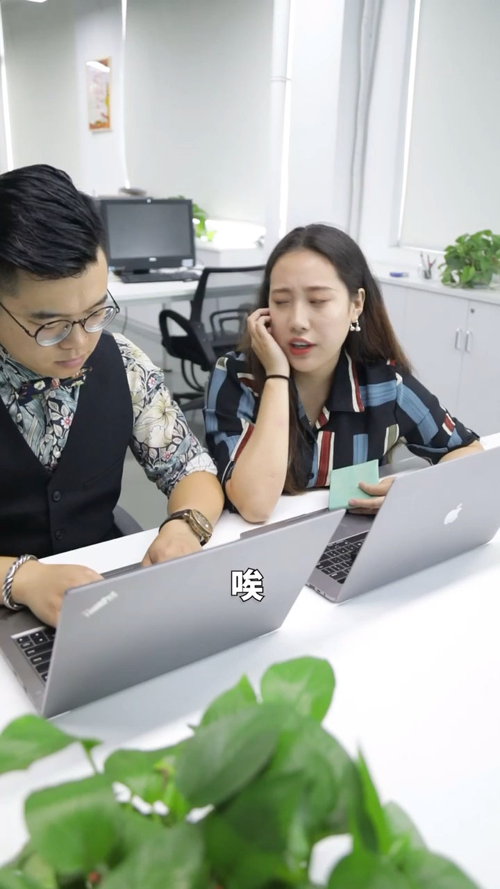 #这是高手#超好用的免费PPT模板网站,推荐给你