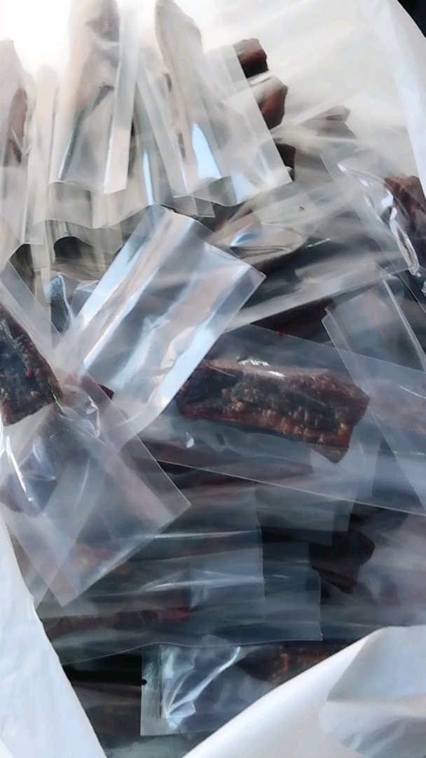手工包装牛肉干,根根精选