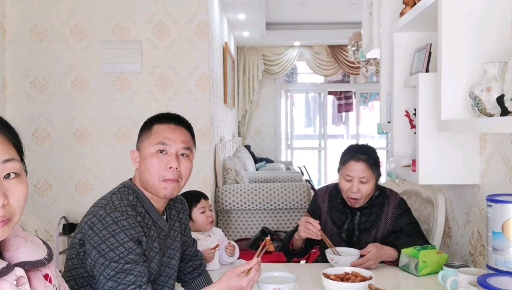 #宅家美食PK赛#武汉俊哥哥宅在家做油炸香酥脆骨!一家人都爱吃!