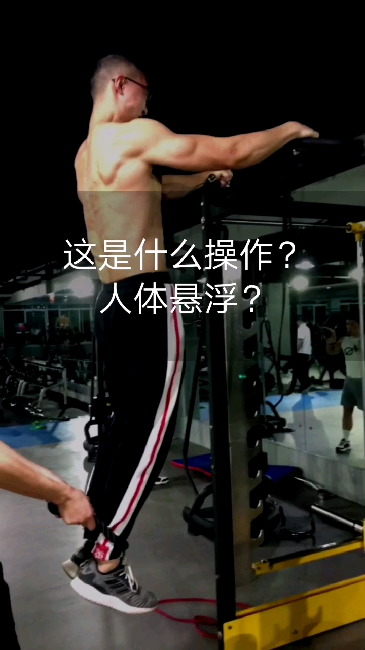 #我是小丑逗你笑#大家倒立小心哦