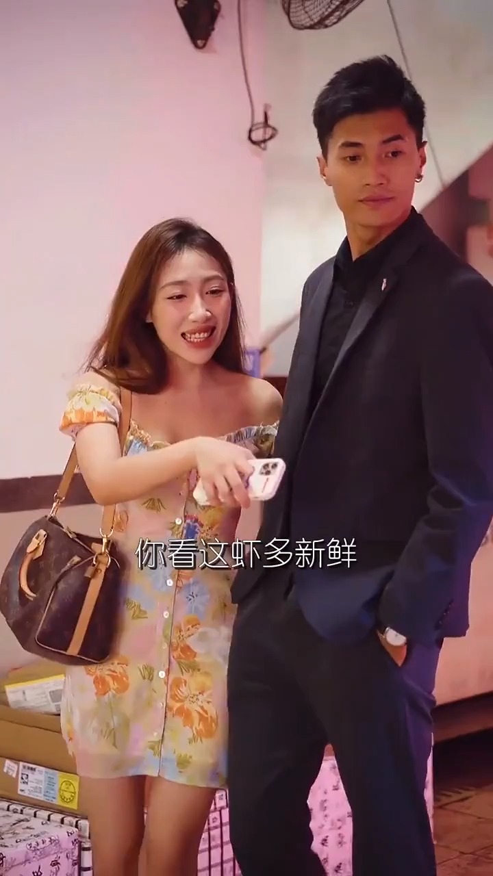婆婆为了阻止儿媳吃海鲜,竟谎称自己海鲜过敏,结果被儿子知道了???