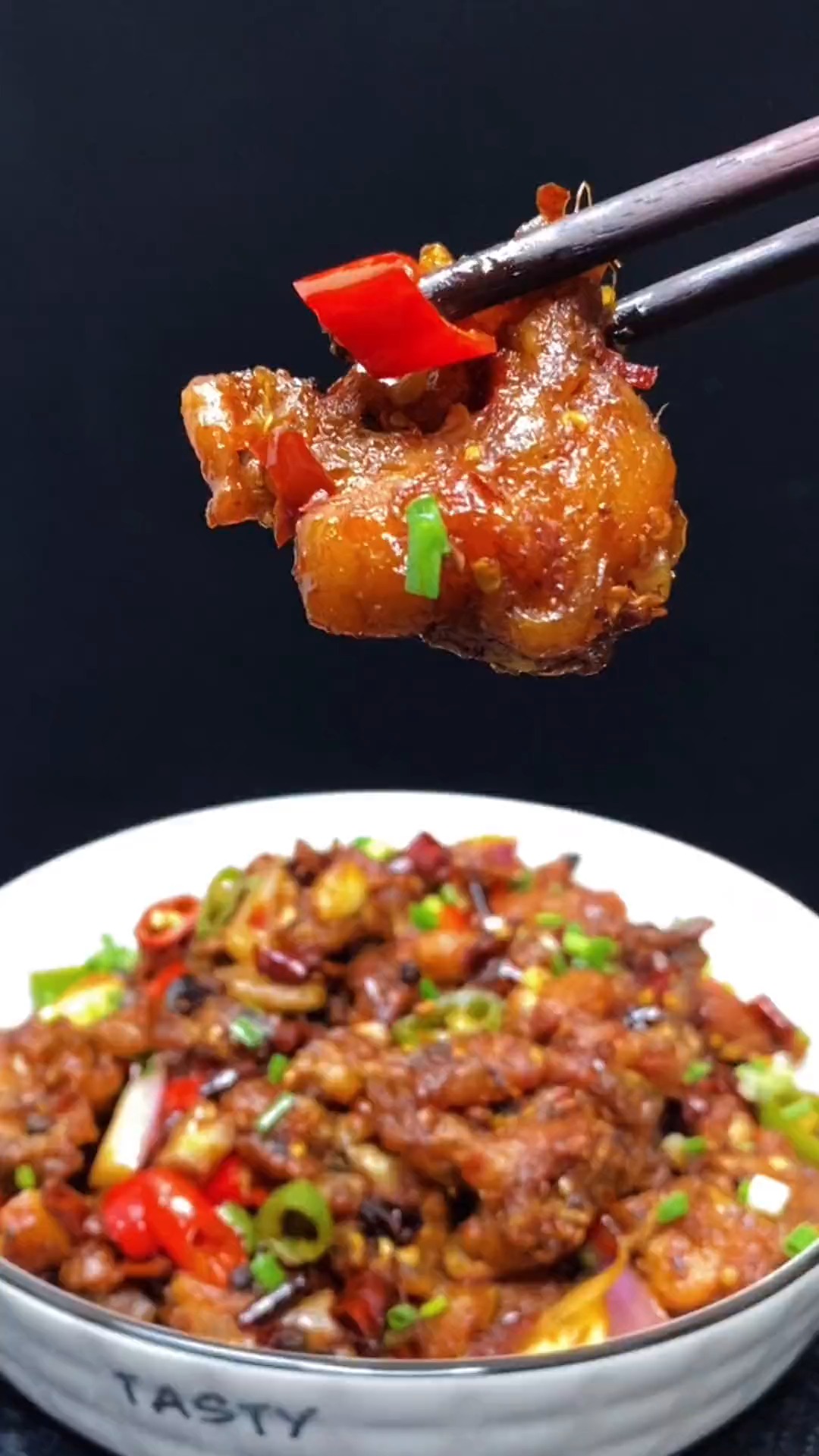 #美食#你们要的干锅牛蛙来了,味道那是嘎嘎香,关键做法还很简单