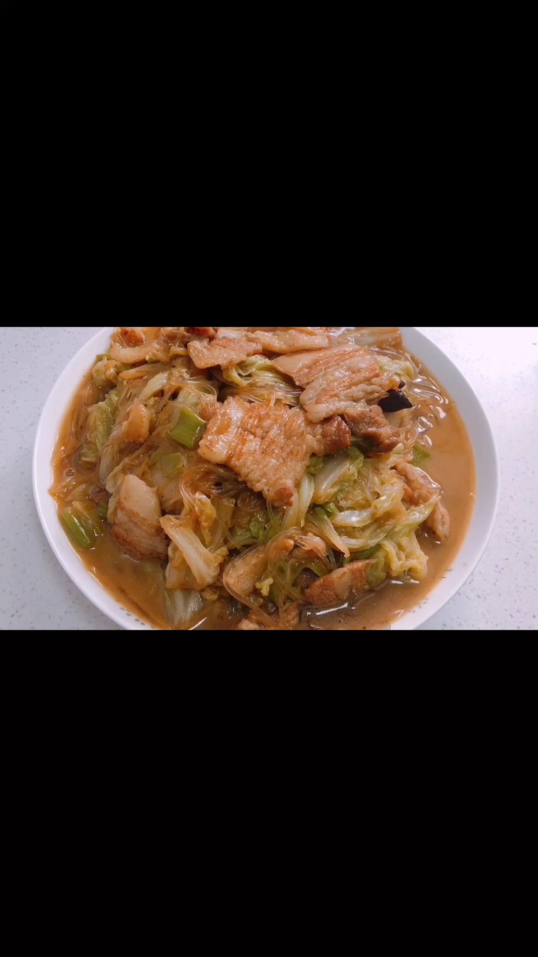 东北炖菜“猪肉白菜炖粉条”怎么做不粘锅还好吃?秘诀全在这!