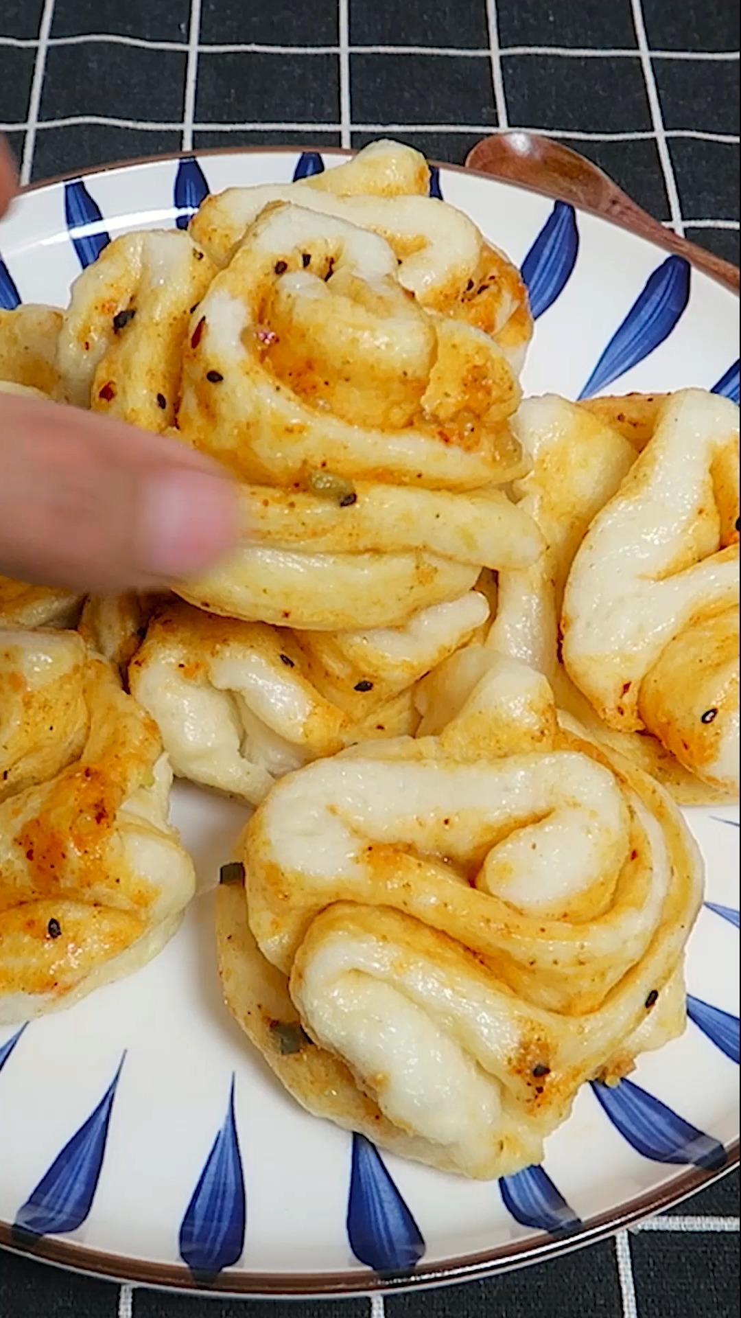 #美食#爱吃小花卷不用买,学会这种独特做法,3盘不够吃