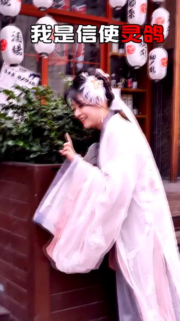 那个服务员,你让我想到了班主任的凝视教室主题餐厅美食面前减肥一文不值@美食@上古