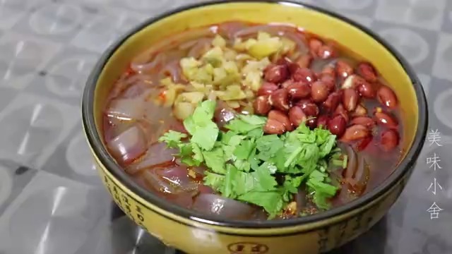 #宽粉#家常版麻辣宽粉的做法,麻辣爽口过瘾,真好吃