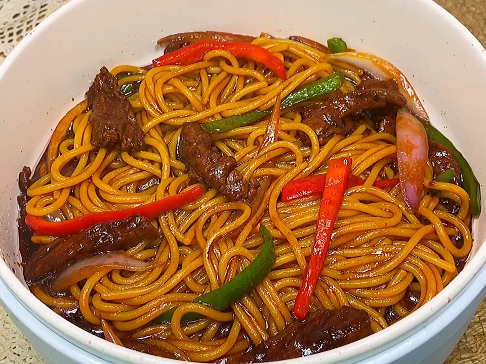 #美食#黑椒牛柳意面