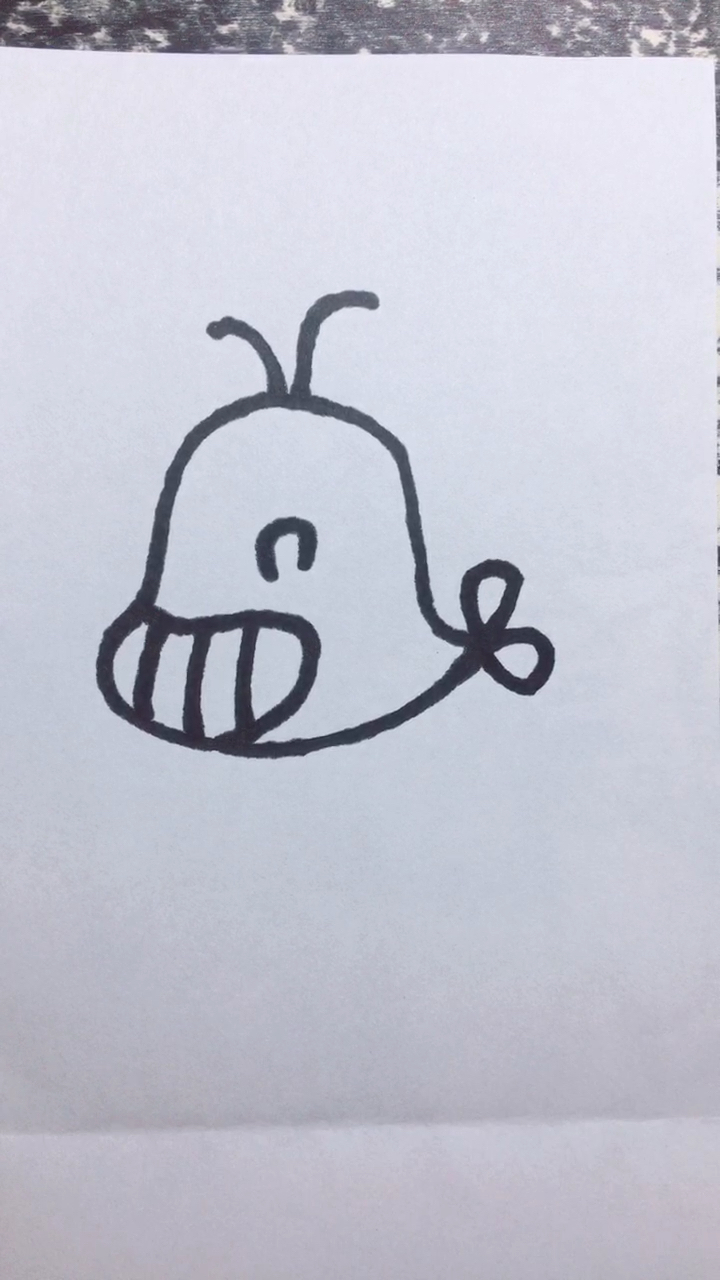 简笔画鲸鱼