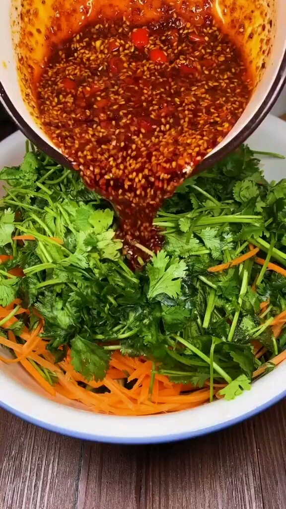 为什么有的人就是不喜欢吃香菜呢