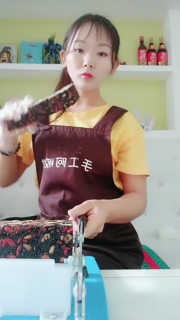 温馨提示如果你来不及吃早餐阿胶糕是你的最佳选择 上班路上、车上、今天你吃了吗