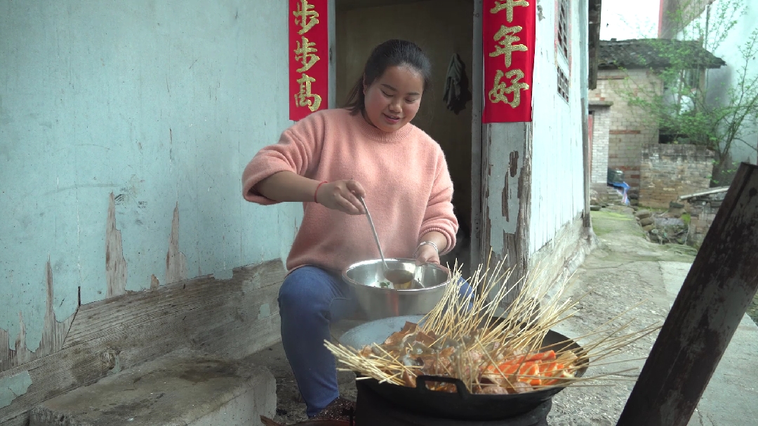 #美食#贵州麻辣串串香,又辣又香,下酒真过瘾