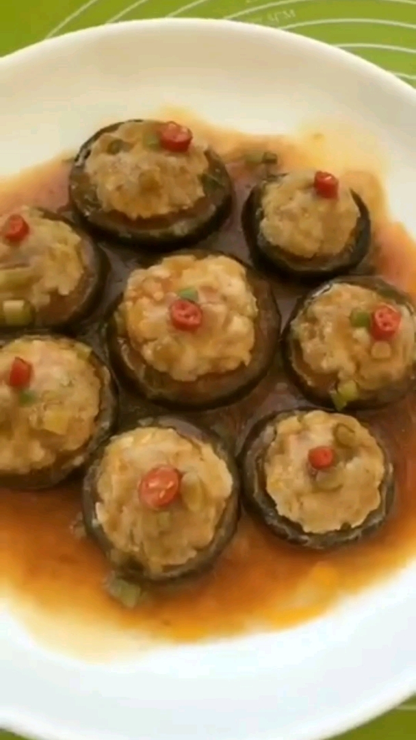 #秀出你的拿手菜#香菇蒸肉沫