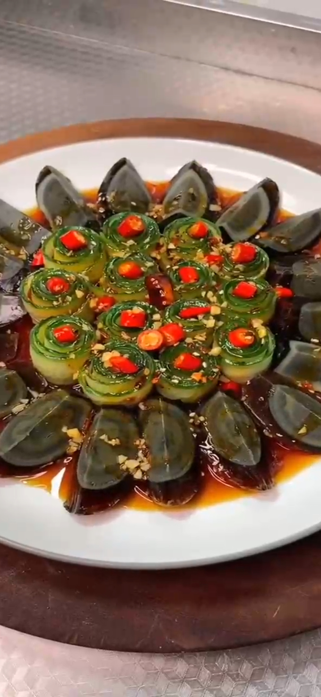 凉拌松花蛋的做法