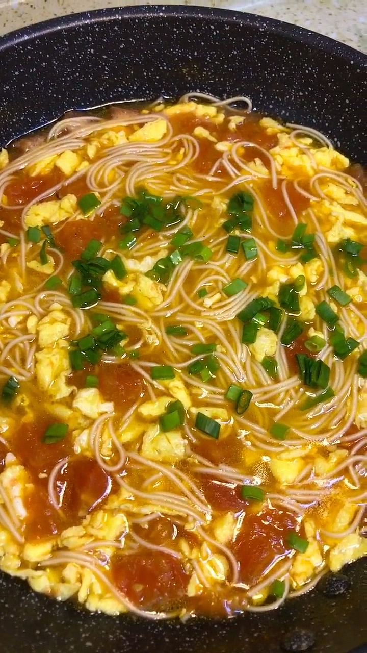 最简单的西红柿鸡蛋面做法