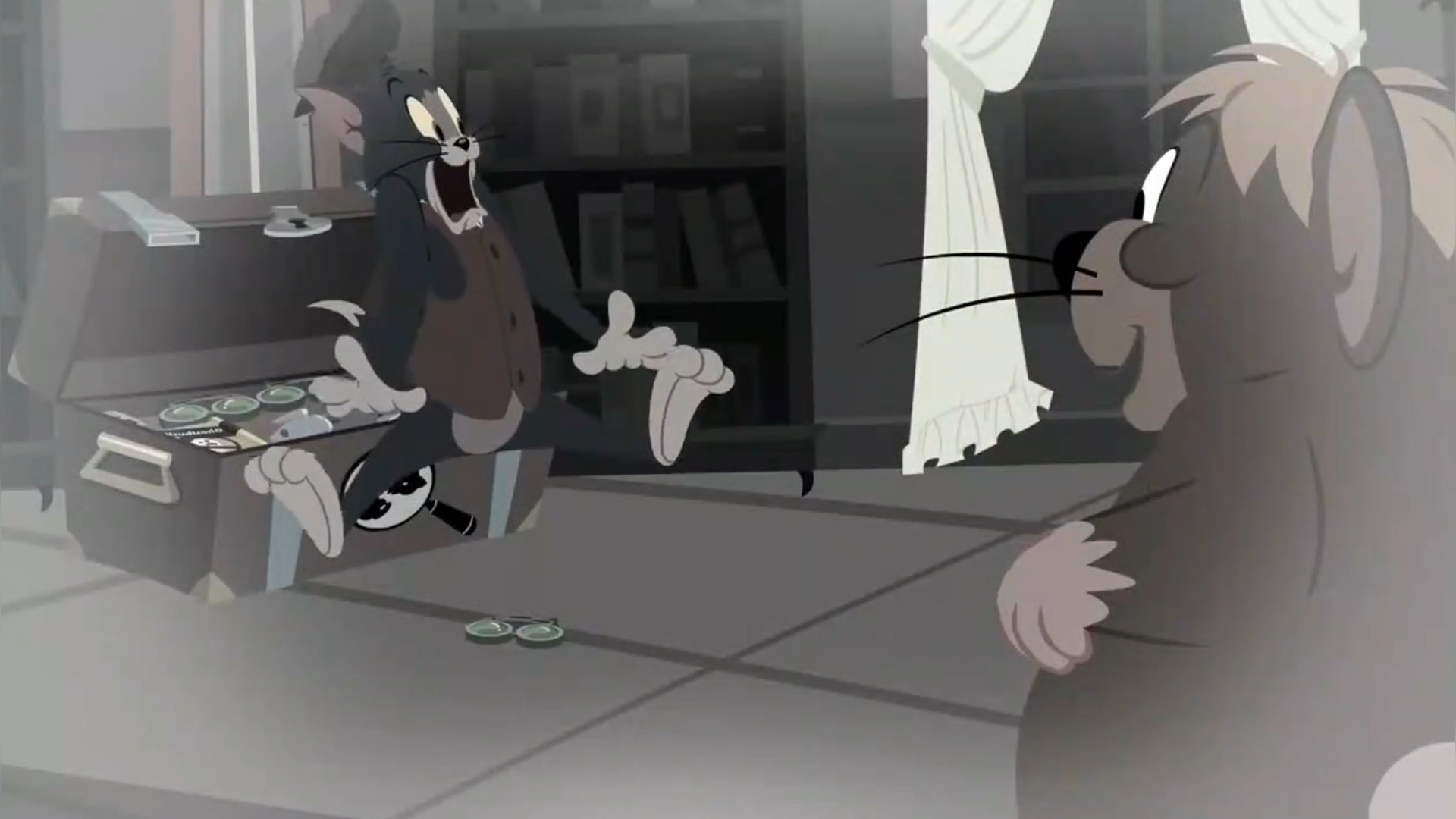 #猫和老鼠#爆笑配音:屋子里根本没有鬼 是鼬鼠搞的鬼 杰瑞最后看见了什么