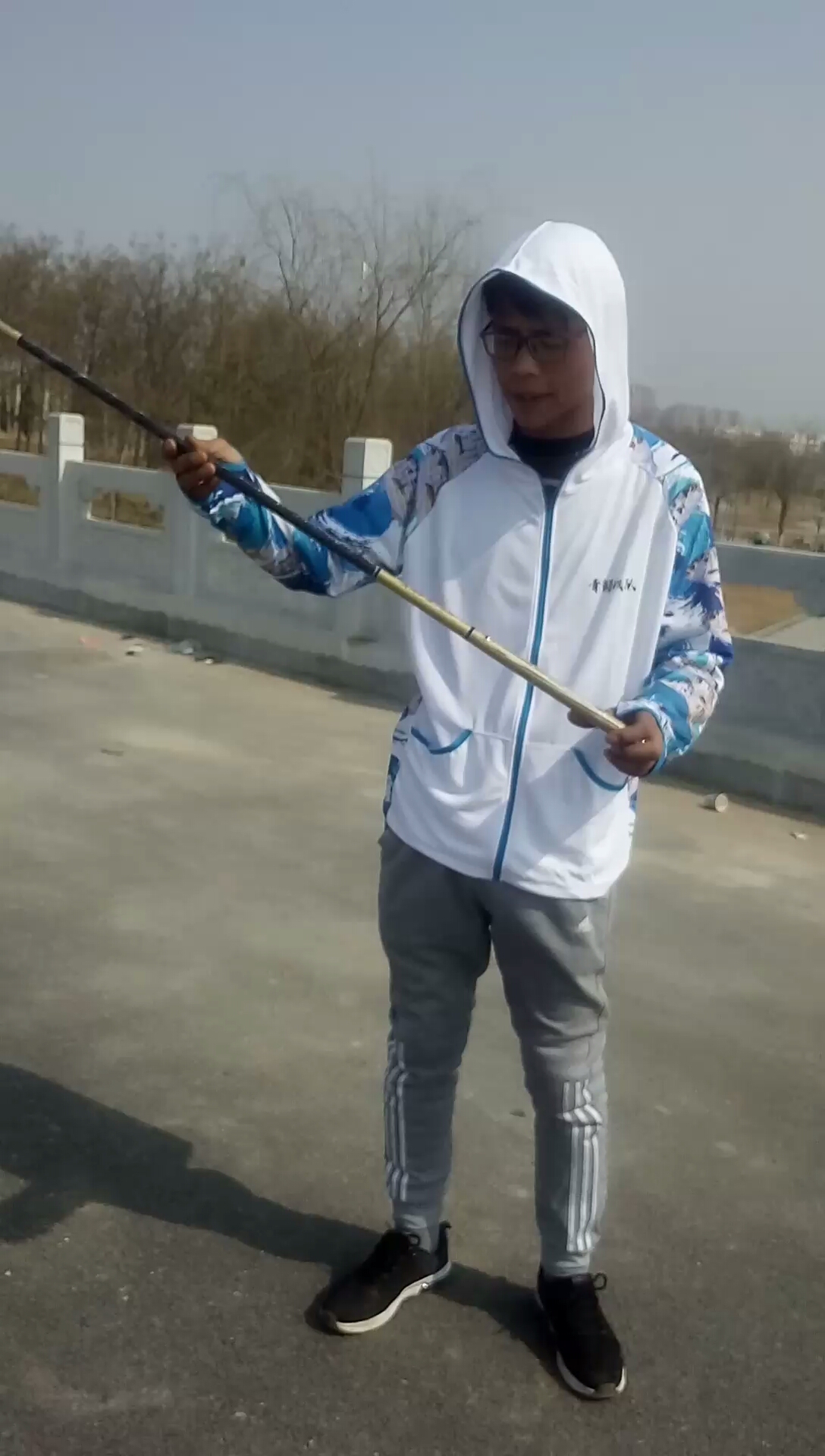 点头像