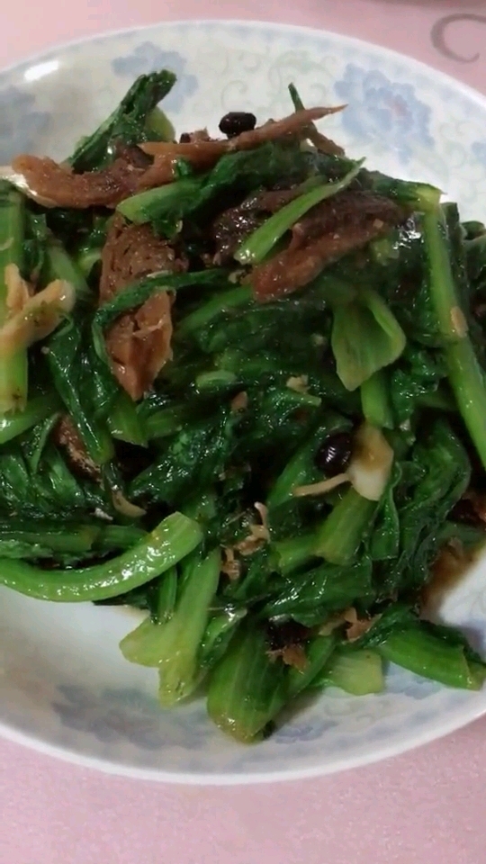 #优秀如我#豆豉鲮鱼油麦菜的做法