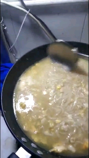 瘦肉,鸡蛋,桂林米粉,简称:《桂林米粉汤》