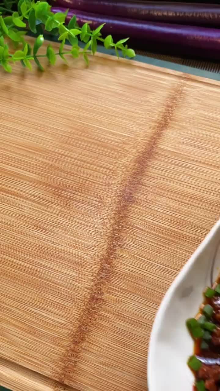 #我要上热门#试试这样肉末蒸茄子好吃又下饭
