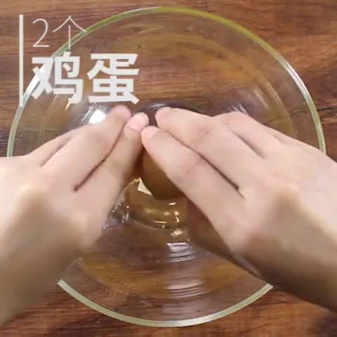 一颗励志橙的逆袭,教你如何用电饭锅做好吃的橙子蛋糕。再也不用担心没有烤箱了