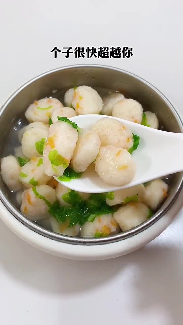 山药鲜虾丸子,宝宝脾胃不好这样做鲜香软嫩,养胃好消化。
