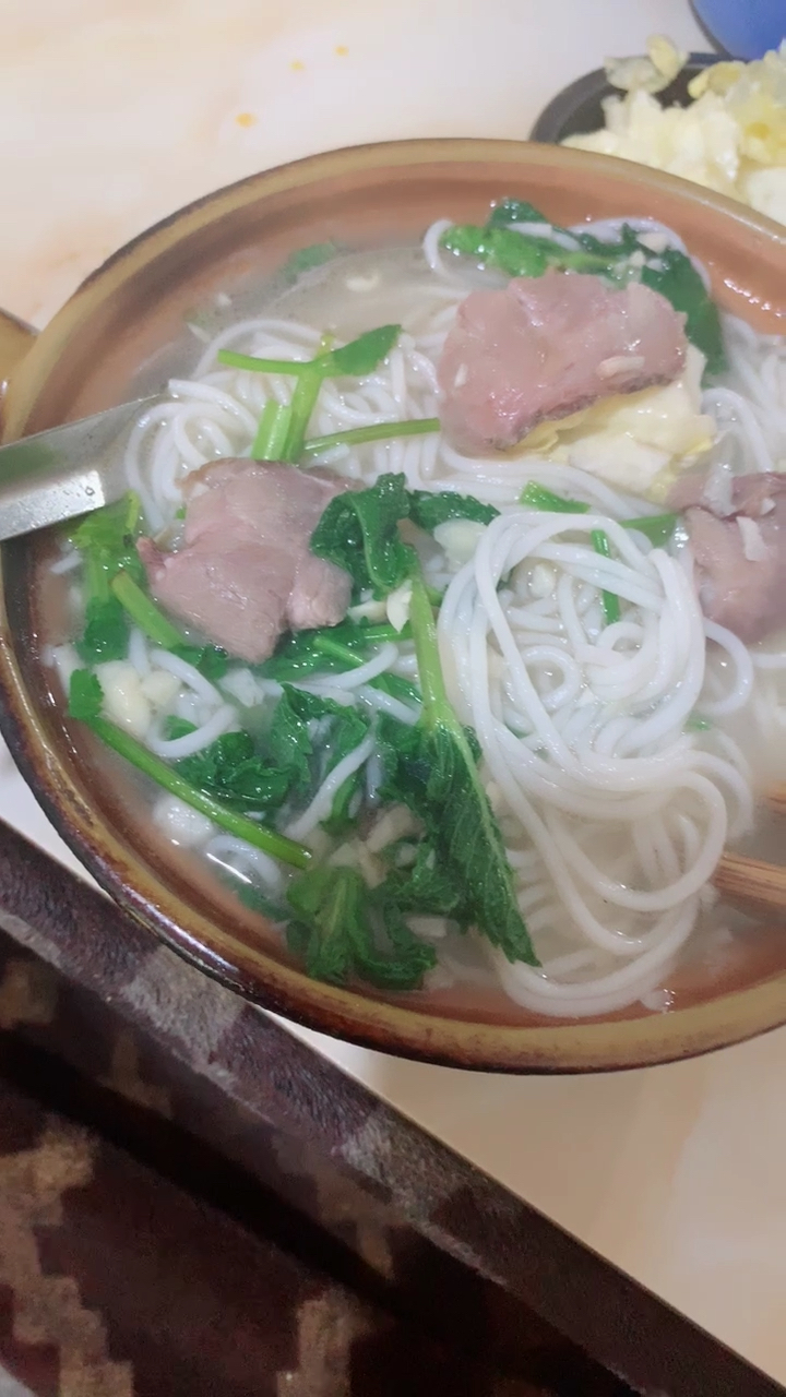 云南羊肉米线,欢迎来尝试