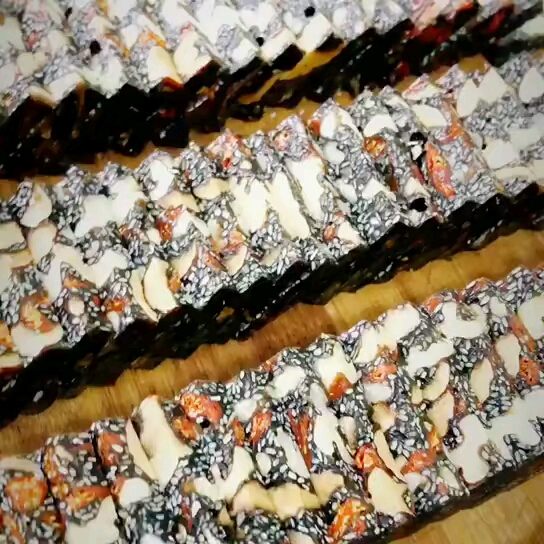 纯手工阿胶糕,好看又好吃哦