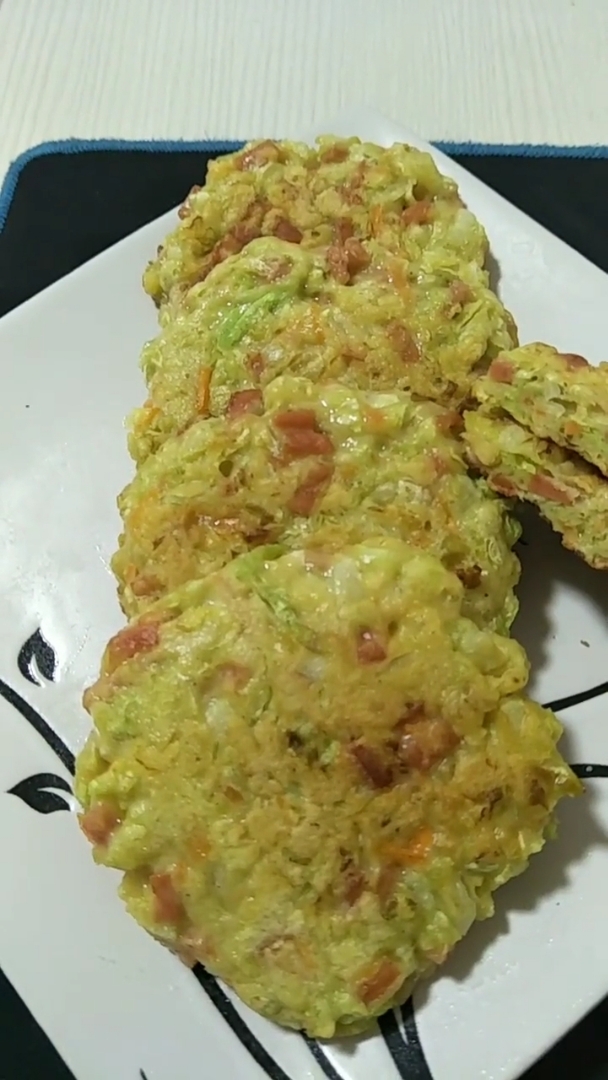 #万圣来袭#什锦蔬菜饼的教程,手不碰面,筷子一搅,十分钟搞定的早餐饼