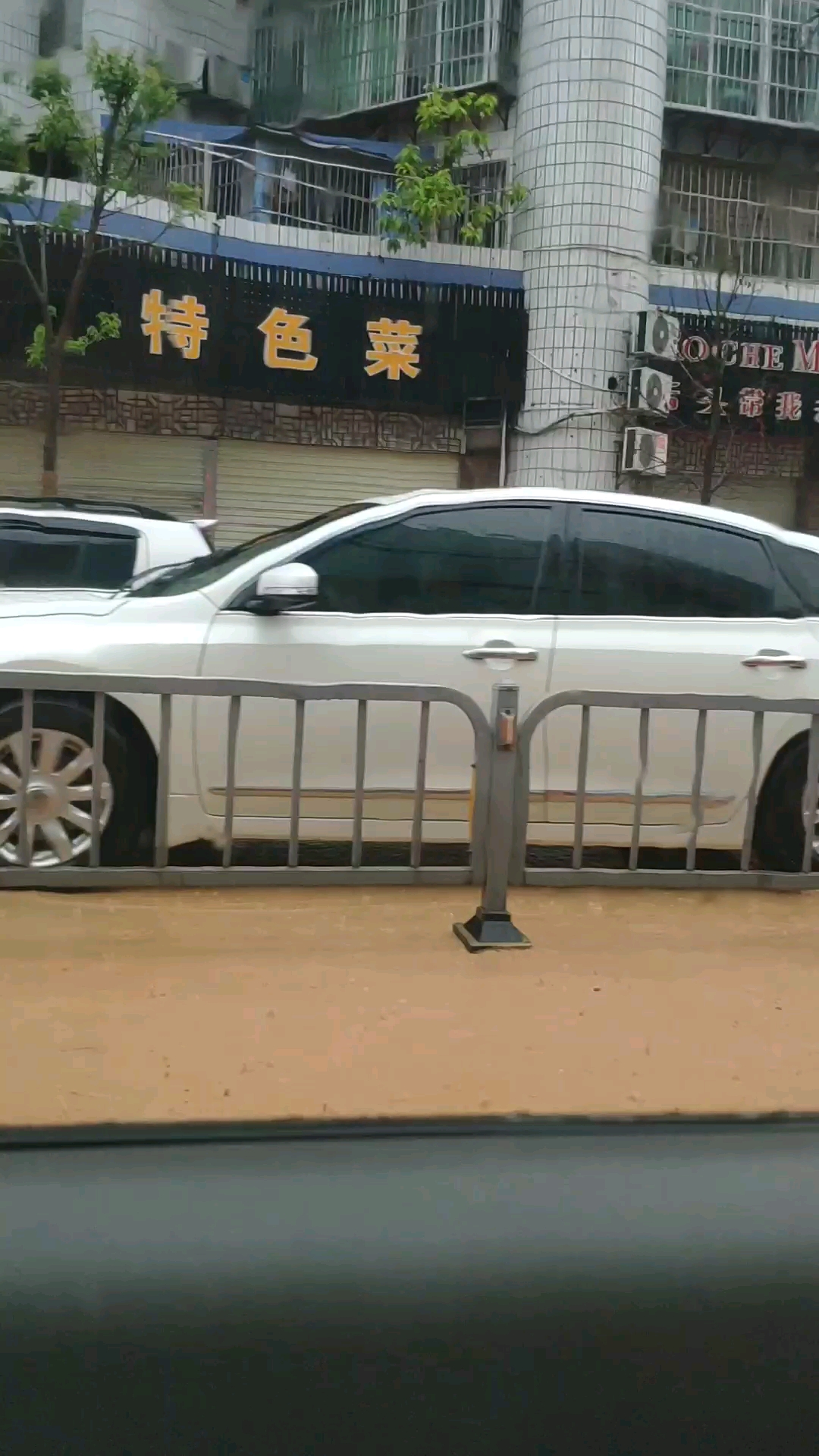 #全民正能量#一夜暴雨后,梅列新市北街道成河!