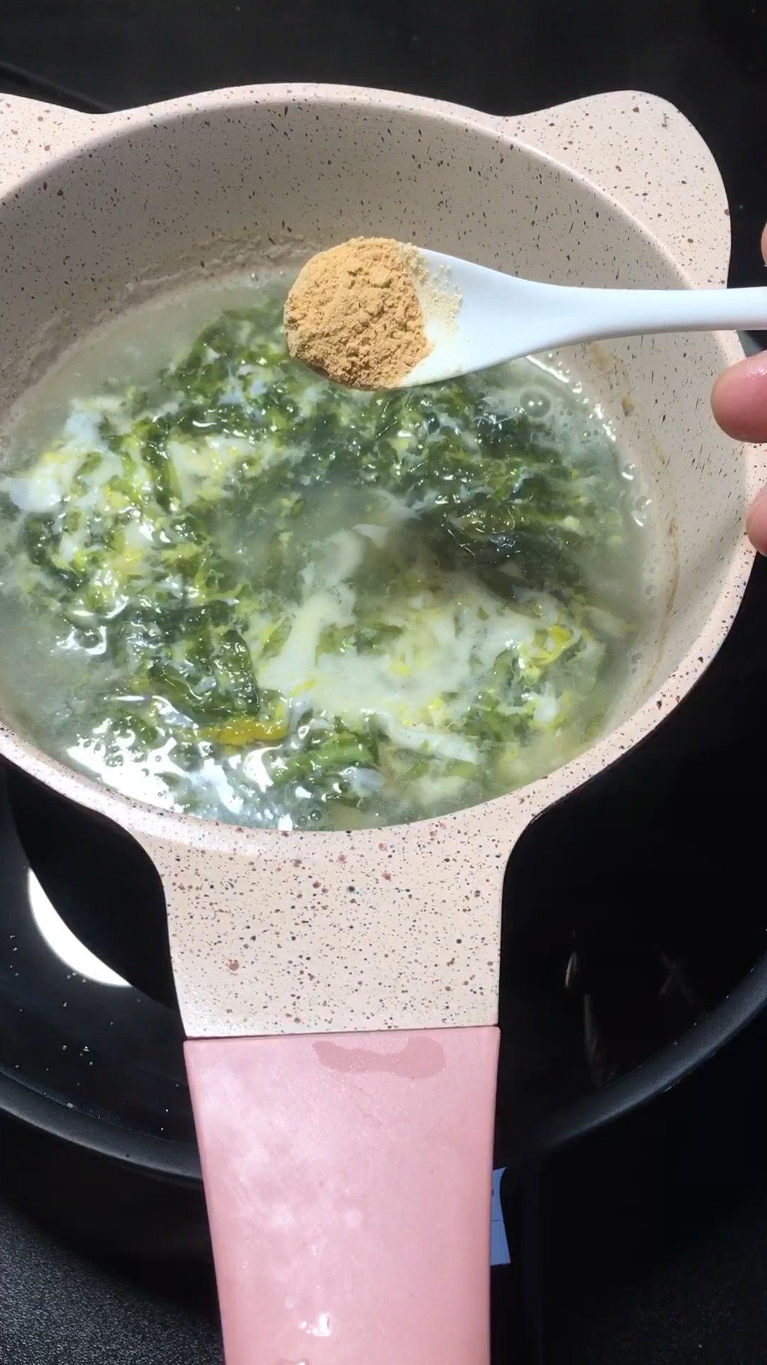 紫菜,香菇粉,虾粉,鸡蛋汤,营养又好吃