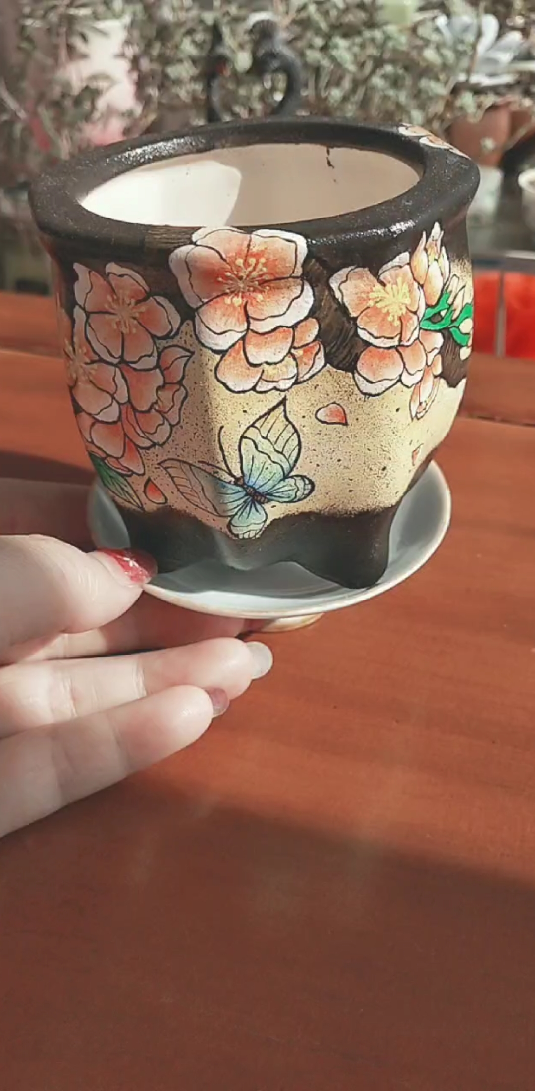 #多肉花盆手绘#丙烯颜料手绘,自己比较喜欢的盆型……