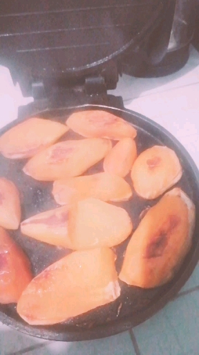 #电饼铛烤红薯#一样的吃法不一样的做法,用它烤红薯也能做好美味